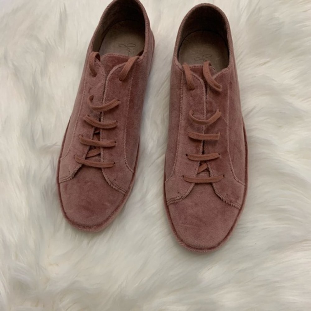- New Joie DarylLight Mauve Velvet Sneakers - Picture 5 of 6